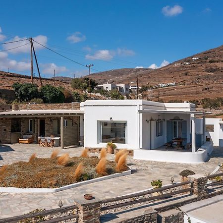 Вілла Andrea'S Tinos House Агіос-Состіс Екстер'єр фото