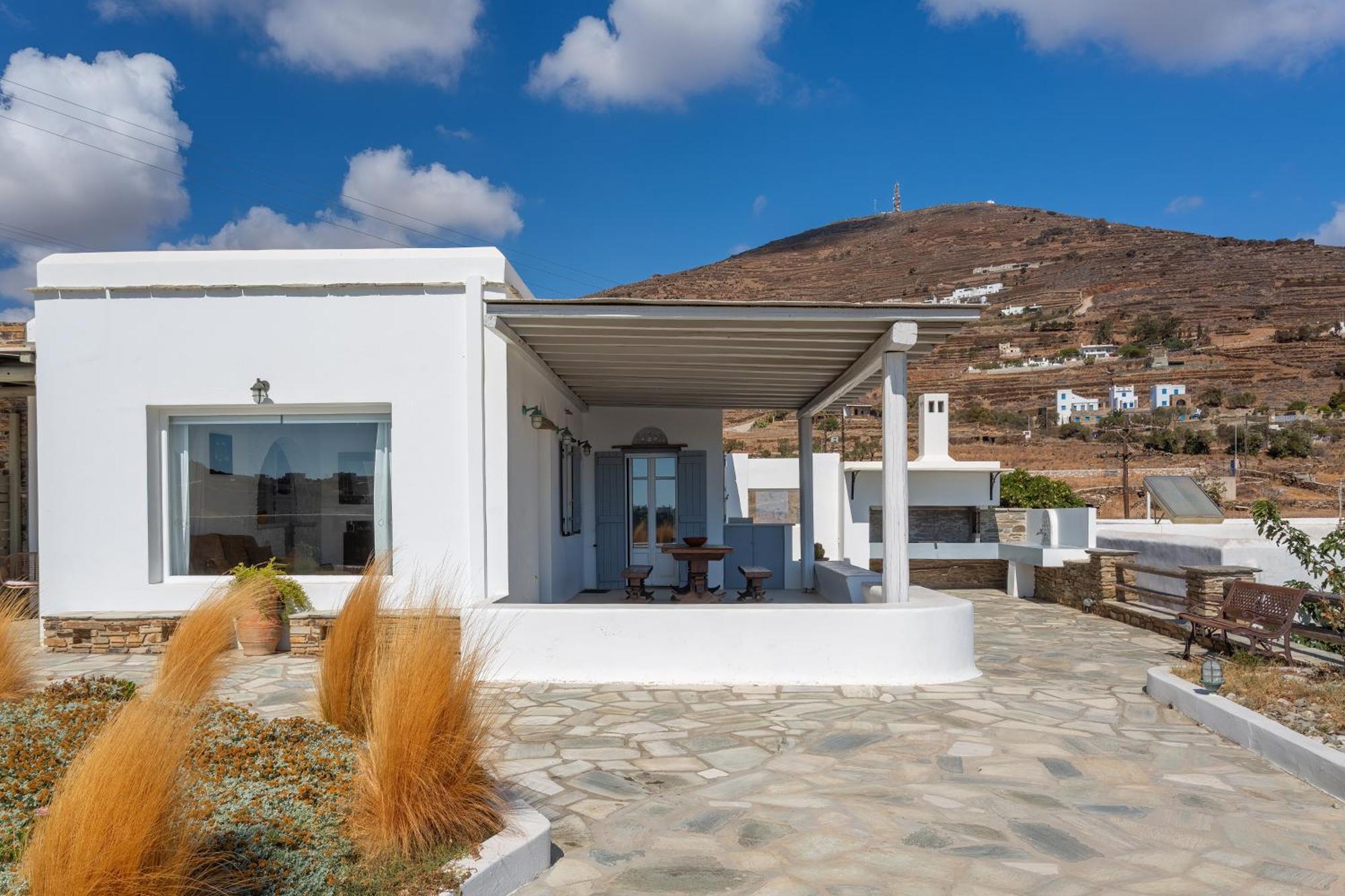 Вілла Andrea'S Tinos House Агіос-Состіс Екстер'єр фото