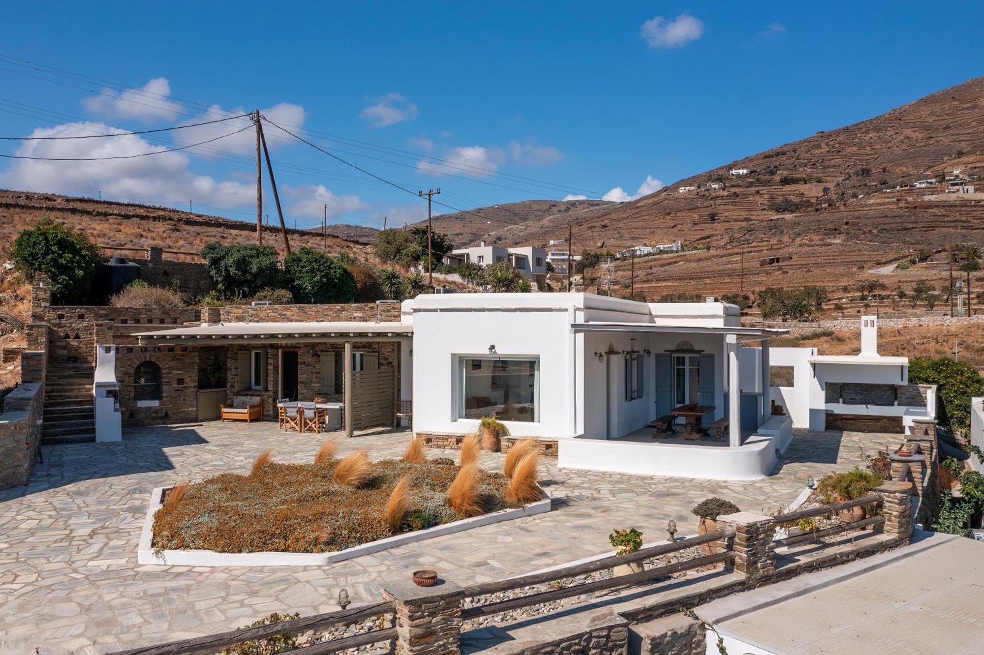 Вілла Andrea'S Tinos House Агіос-Состіс Екстер'єр фото