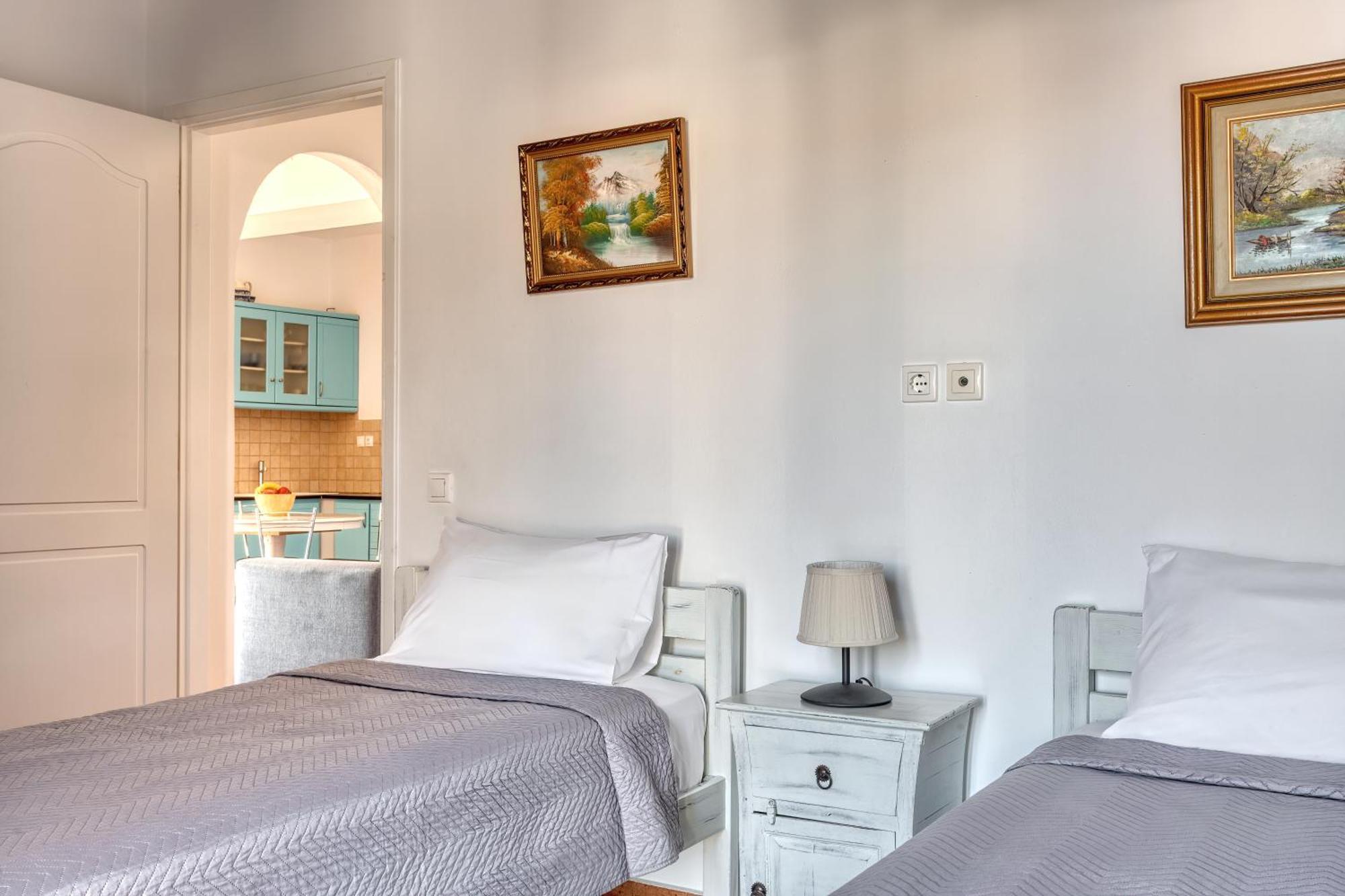 Вілла Andrea'S Tinos House Агіос-Состіс Екстер'єр фото